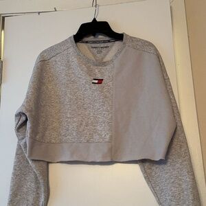 Tommy  Hilfigure Cropped Sweatshirt